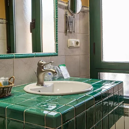 Ξενοδοχείο Don Julio Perales del Puerto