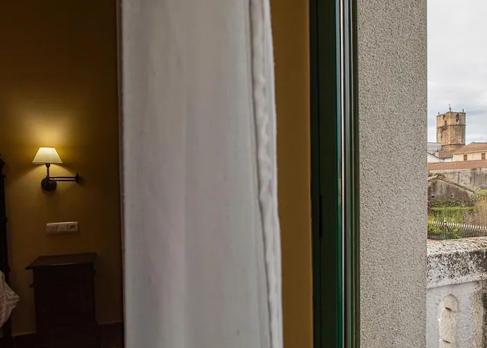 Отель Don Julio Пералес-дель-Пуэрто